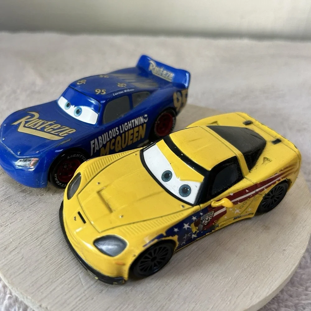 Disney Pixar Cars 2 Diecast Fabulous McQueen &Jeff Gorvette Toy Car Deluxe scale